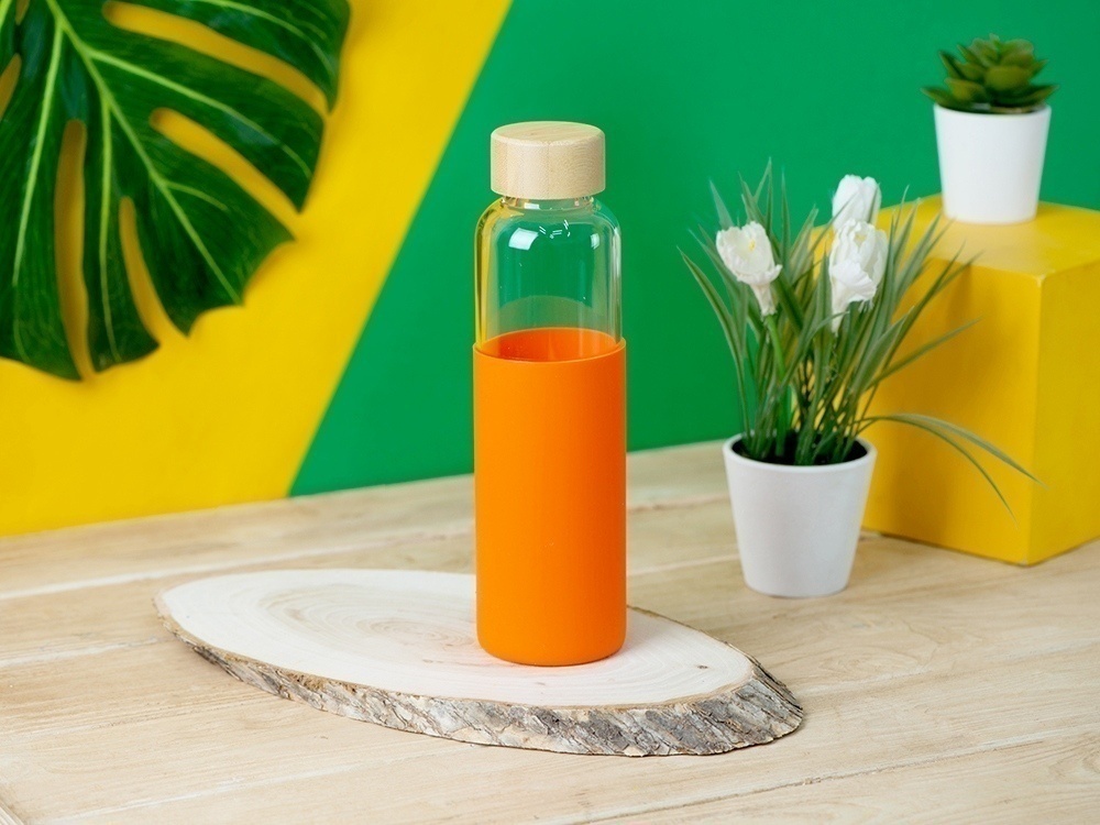 Стеклянная бутылка для воды в силиконовом чехле Refine