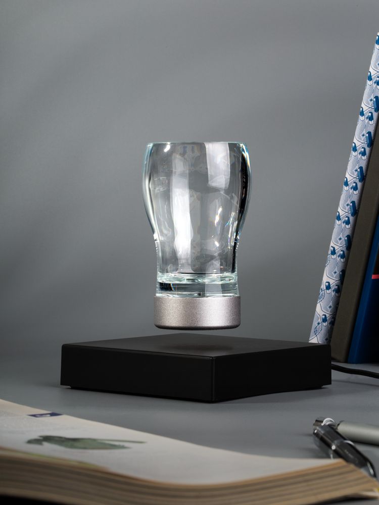 Левитирующий стакан Leviglass